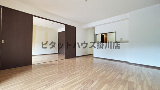 掛川市杉谷南マンション リビング