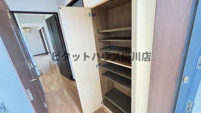 掛川市杉谷南マンション 収納