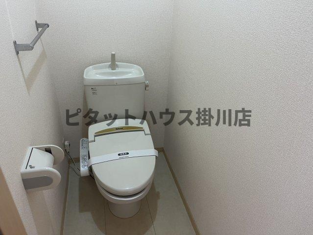 菊川市下平川アパート トイレ