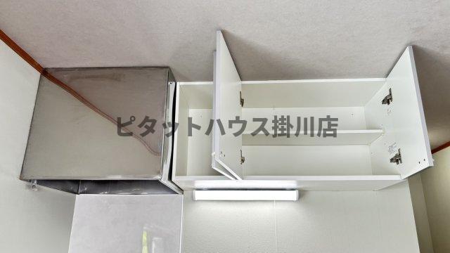 掛川市十九首アパート 収納