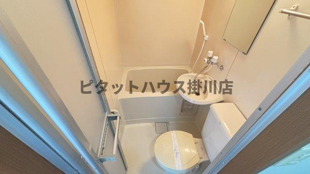 掛川市十九首アパート バス／シャワー