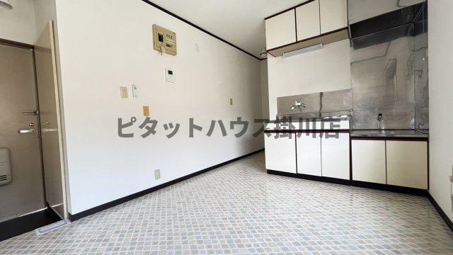 掛川市十九首アパート リビング