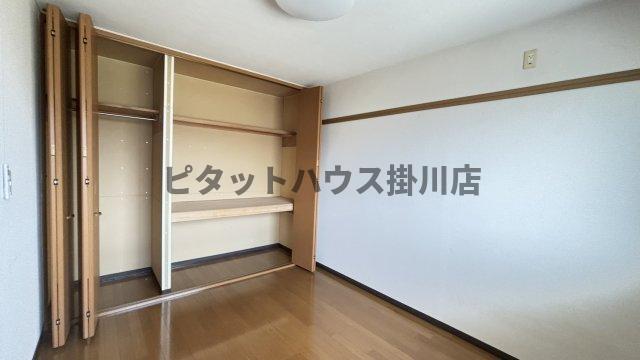 袋井市久能マンション 収納
