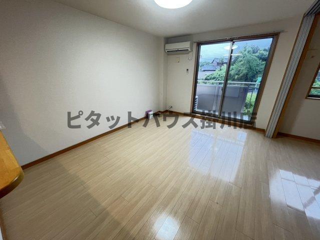袋井市鷲巣アパート リビング