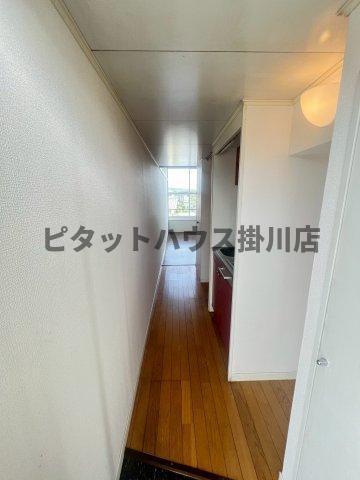 袋井市国本アパート 玄関