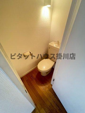 袋井市国本アパート トイレ