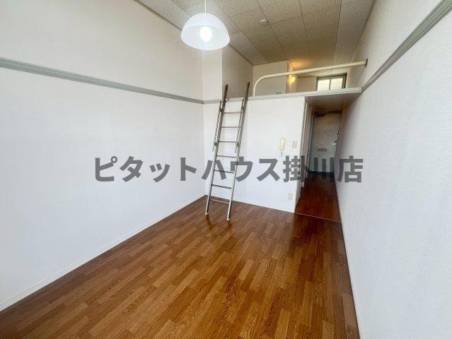 袋井市国本アパート 室内