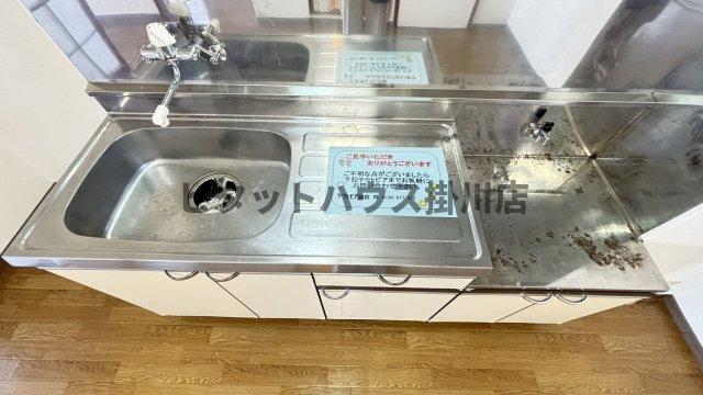 掛川市二瀬川マンション キッチン