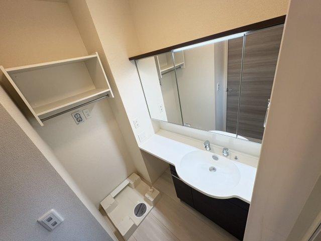 牧之原市布引原アパート 洗面