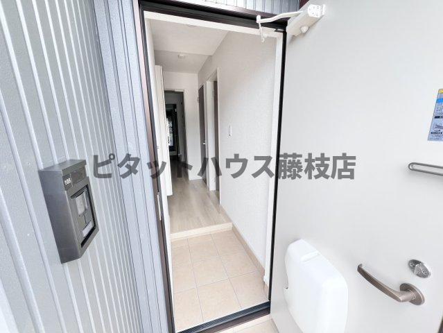 焼津市八楠アパート 玄関