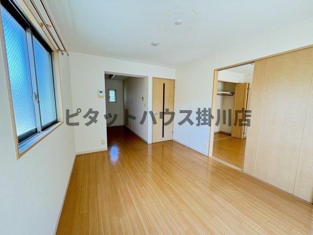 袋井市愛野南マンション リビング