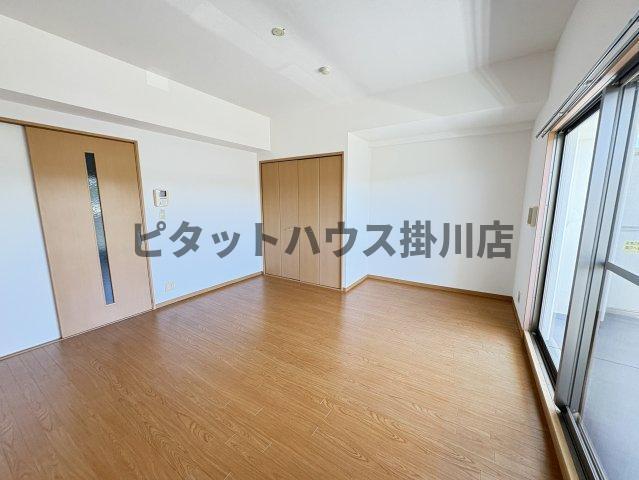 袋井市愛野東マンション リビング
