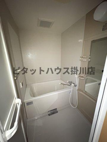 袋井市愛野東マンション バス／シャワー