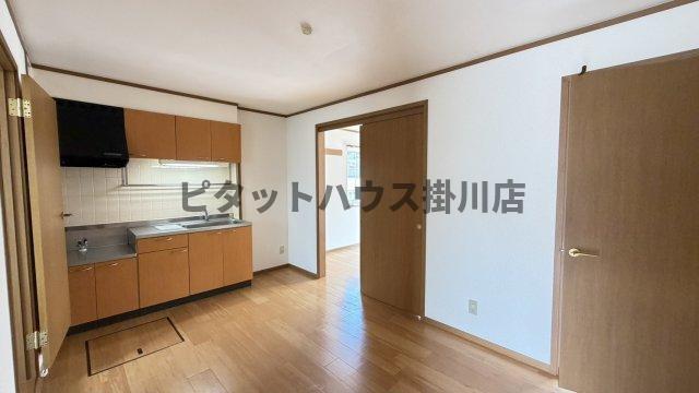 袋井市豊沢アパート リビング