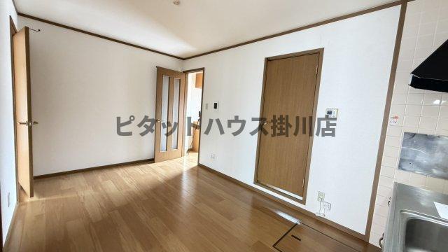 袋井市豊沢アパート リビング
