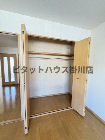 袋井市愛野南アパート 収納