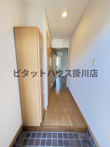 袋井市愛野南アパート 玄関