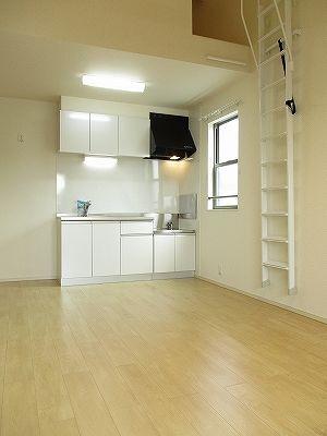 磐田市西貝塚アパート キッチン