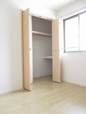 磐田市西貝塚アパート 収納