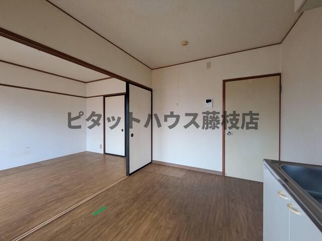 藤枝市青葉町マンション リビング