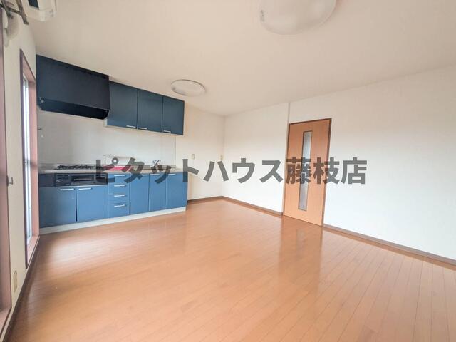 藤枝市南新屋マンション リビング