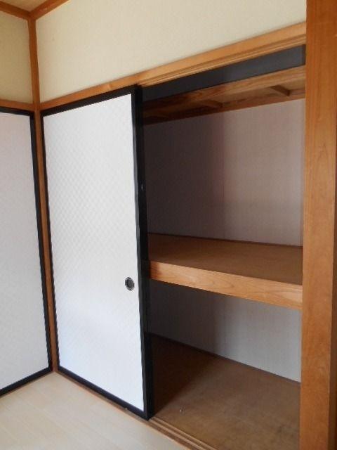 袋井市高尾アパート 収納