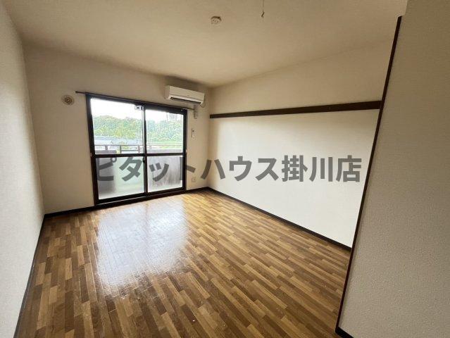 袋井市豊沢マンション リビング