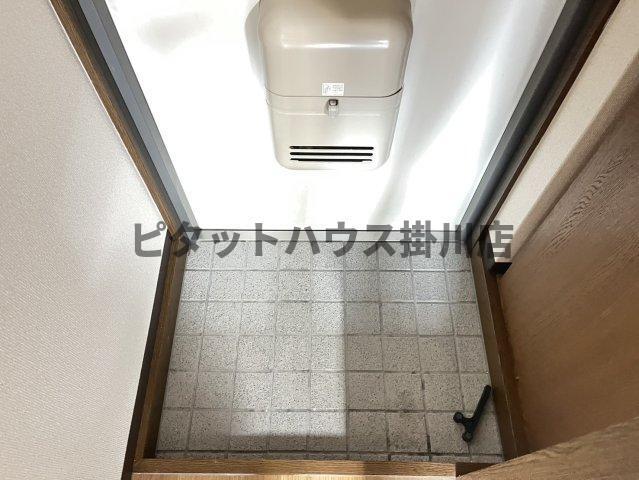 袋井市豊沢マンション 玄関