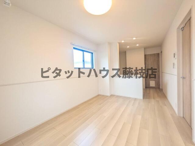 藤枝市音羽町アパート リビング