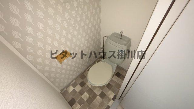 掛川市千羽アパート トイレ