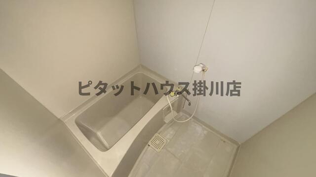 掛川市千羽アパート バス／シャワー