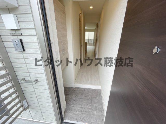 焼津市三ケ名アパート 玄関