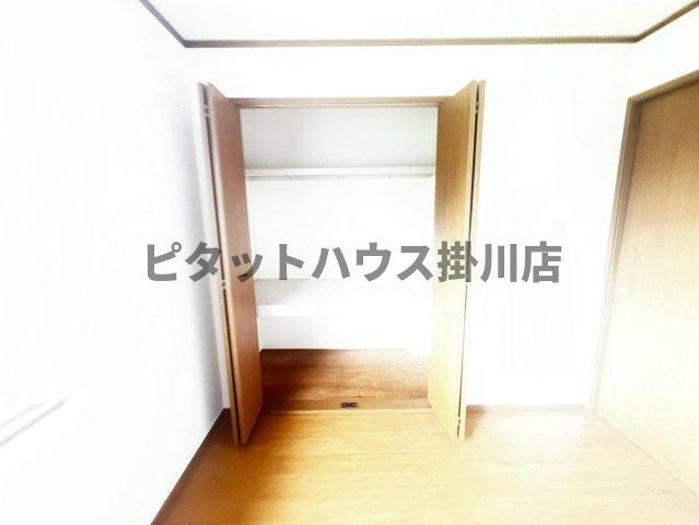 袋井市浅名アパート 収納