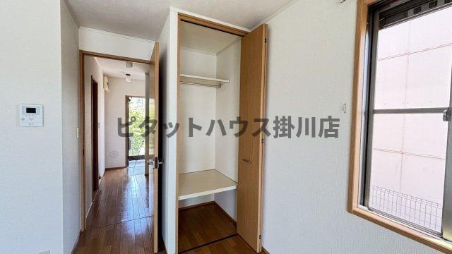 掛川市城西アパート 収納