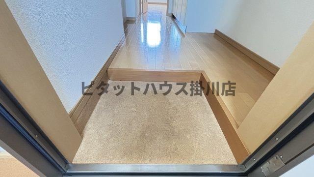 掛川市城西アパート 玄関