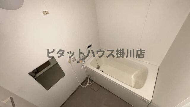 掛川市長谷マンション バス／シャワー