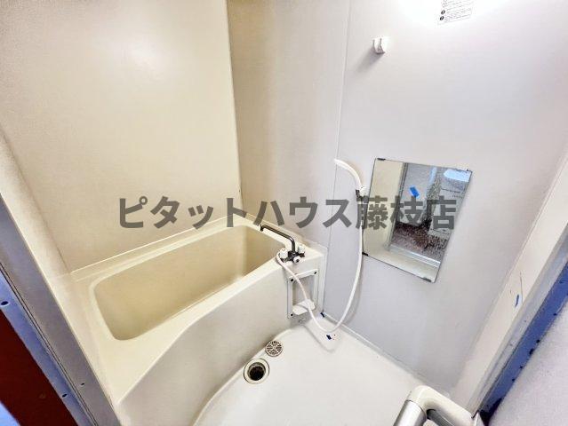 榛原郡吉田町神戸アパート バス／シャワー