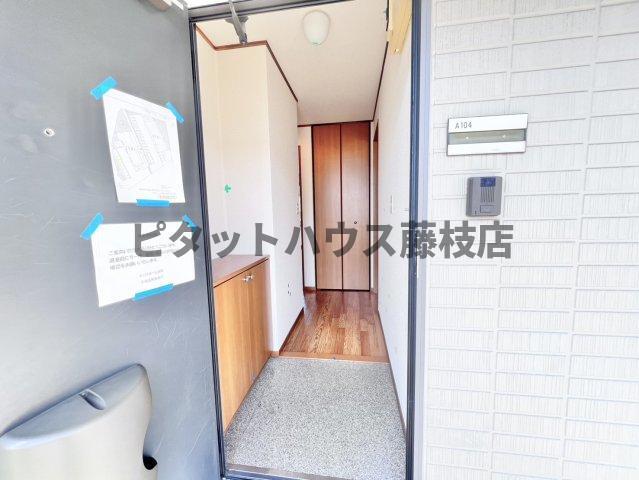 榛原郡吉田町神戸アパート 玄関