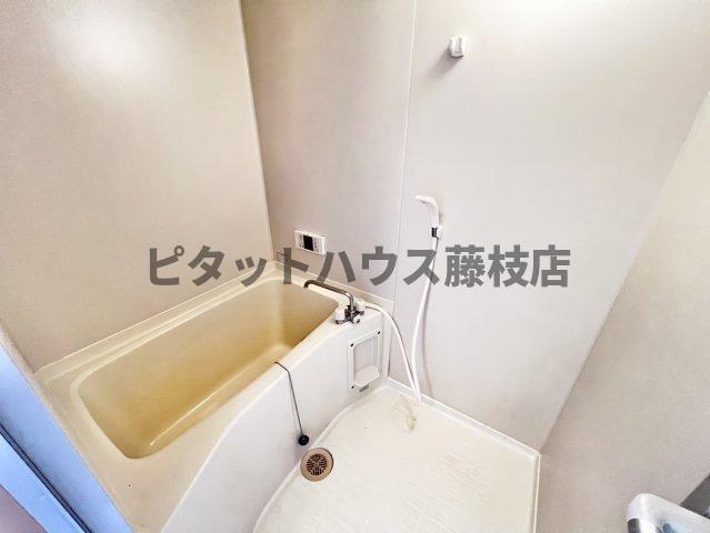 焼津市利右衛門アパート バス／シャワー