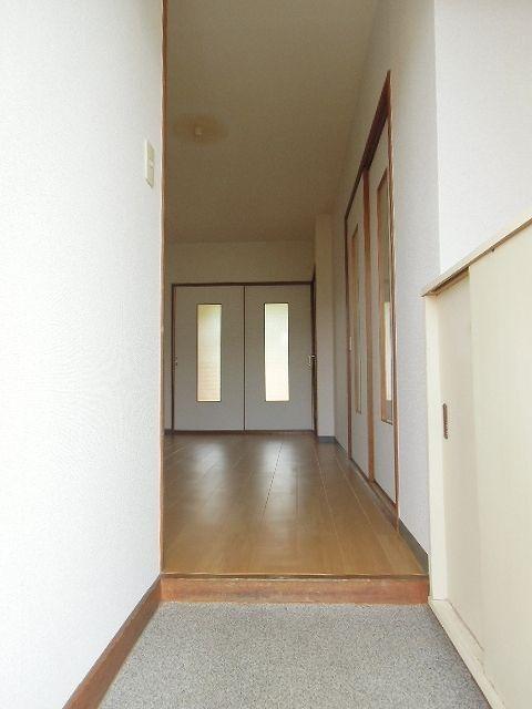 袋井市久能アパート 玄関