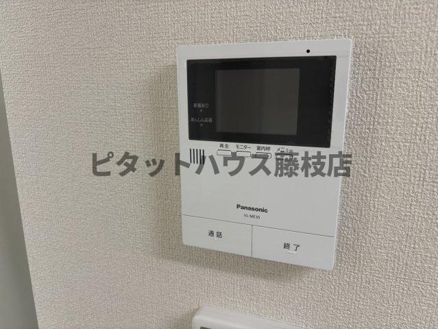藤枝市岡部町子持坂アパート リビング