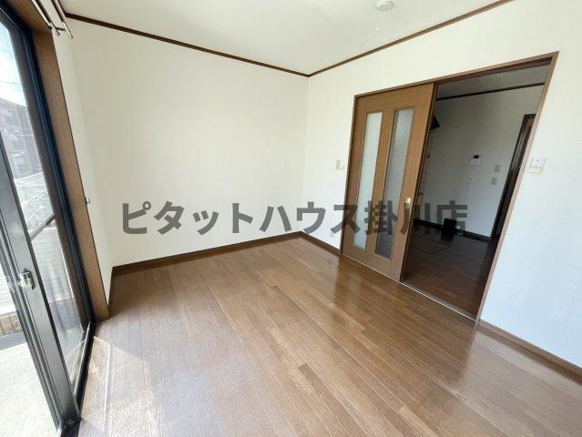 掛川市宮脇アパート リビング