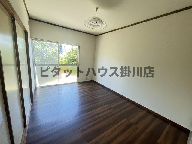 掛川市上西郷アパート リビング