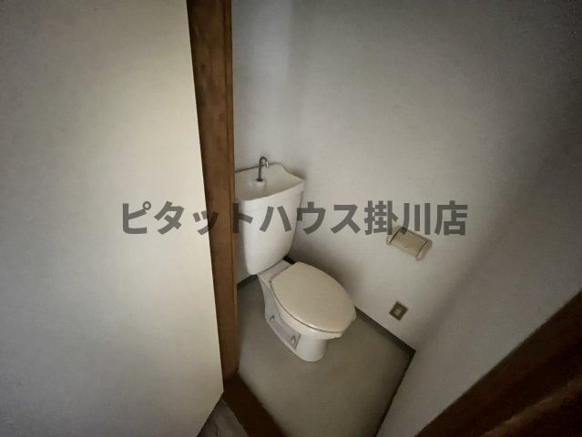 掛川市上西郷アパート トイレ