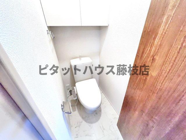 焼津市小土アパート トイレ