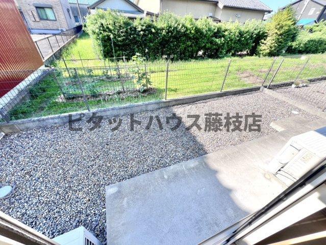 焼津市下小田アパート 庭