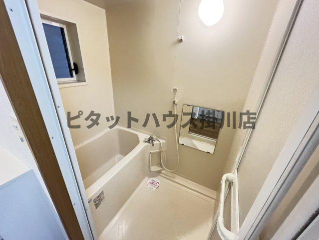 掛川市杉谷アパート バス／シャワー