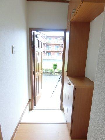 掛川市富部アパート 玄関