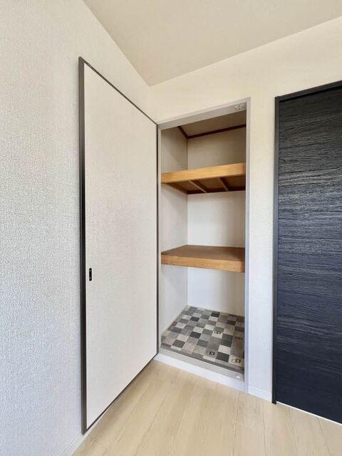 御前崎市佐倉アパート 収納