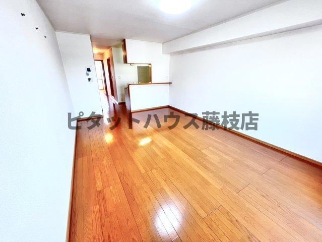 焼津市西小川アパート リビング